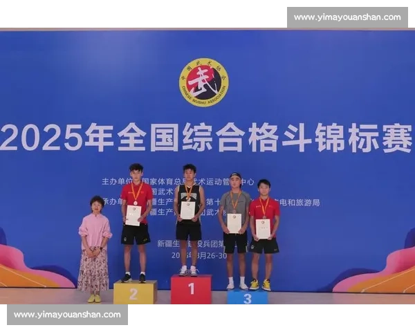 综合格斗赛事安全与道德争议引发社会广泛关注与讨论 综合格斗赛事安全与道德争议引发社会广泛关注与讨论